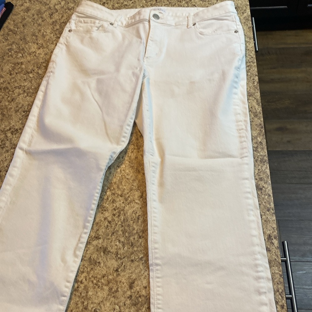 Ann Taylor loft curvy straight jeans